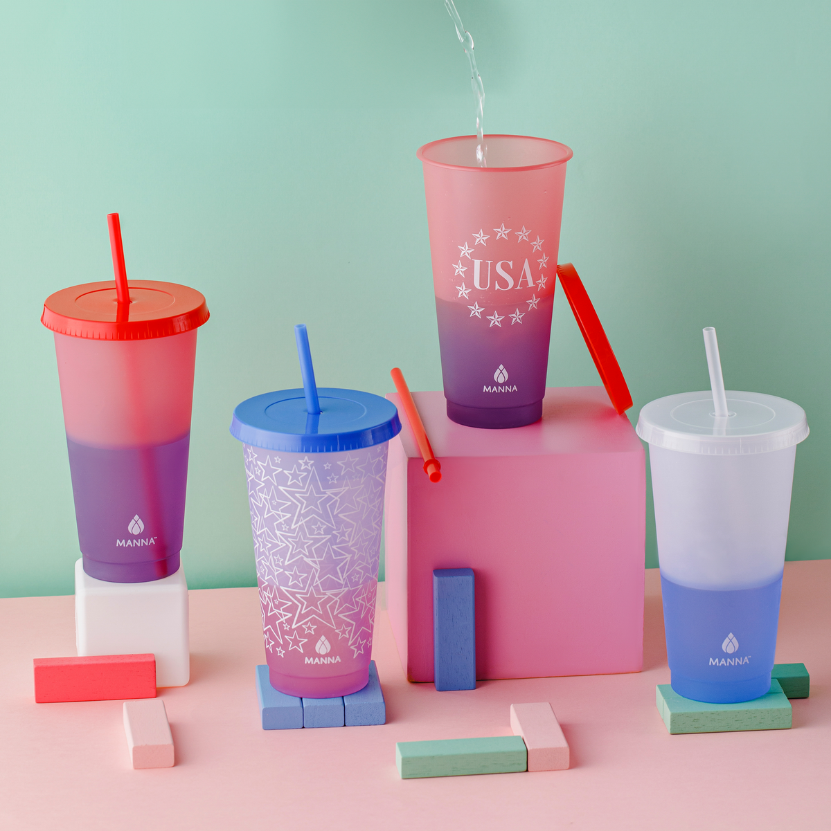 4pk-24-oz-patriotic-color-changing-cups-h3 156A0971-_1.png