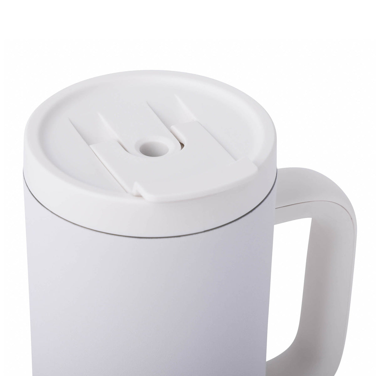 40-oz-leisure-tumbler-q5 CoreHome_MannaHydration_Whites_Raw-42.jpg